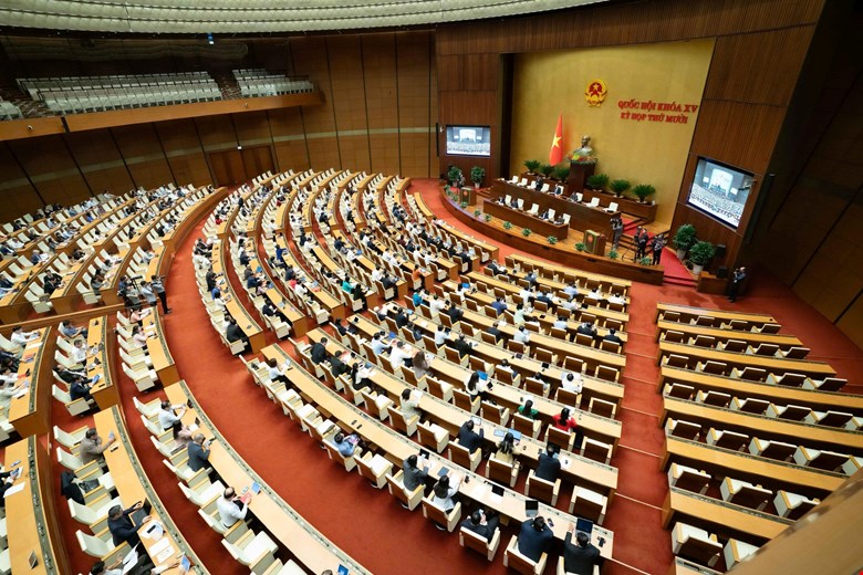 Kiến nghị lập Đề án tổng thể và cải cách Lương, tạo đột phá khắc phục thiếu hụt nhân lực Y tế, Giáo dục