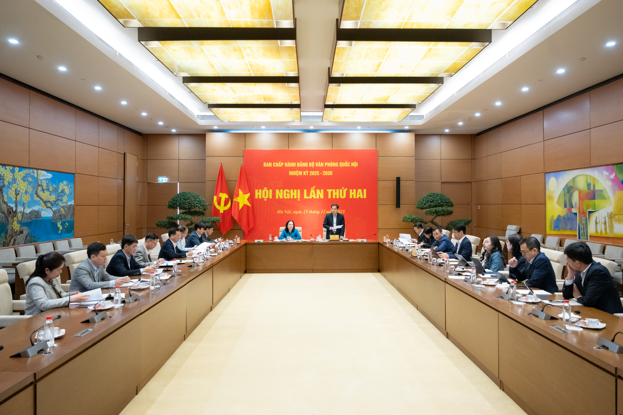 Bí thư Đảng ủy Lê Quang Mạnh chủ trì Hội nghị lần thứ Hai, Ban Chấp hành Đảng bộ Văn phòng Quốc hội