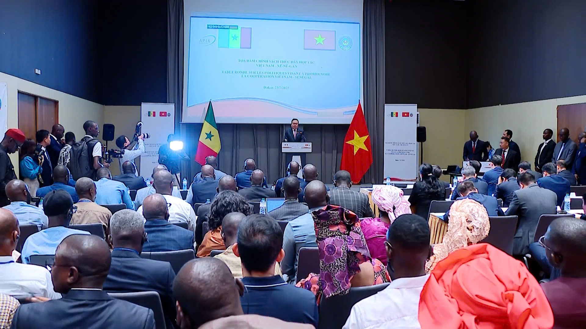 Chủ tịch Quốc hội Trần Thanh Mẫn và Chủ tịch Quốc hội Senegal dự tọa đàm chính sách thúc đẩy hợp tác Việt Nam - Senegal