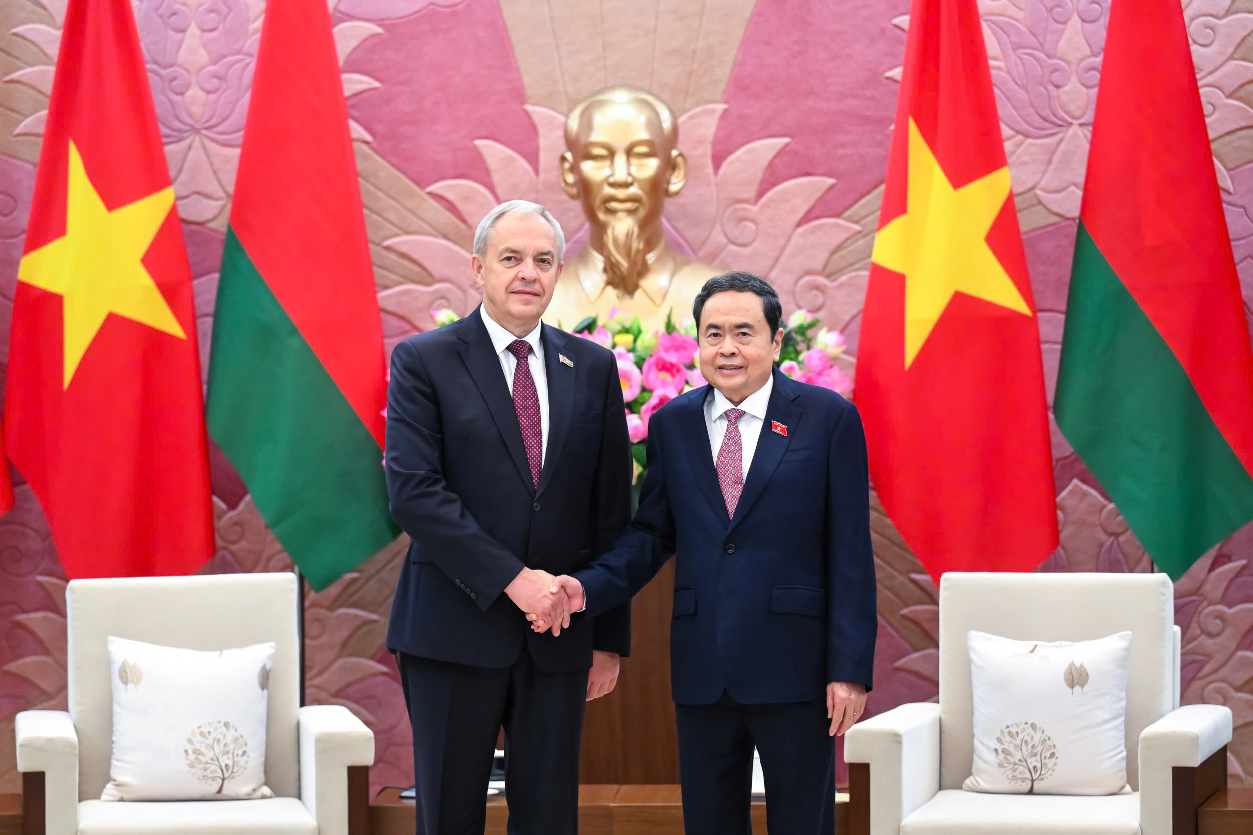 Chủ tịch Quốc hội Trần Thanh Mẫn tiếp Chủ tịch Hạ viện Belarus Igor Sergeyenko