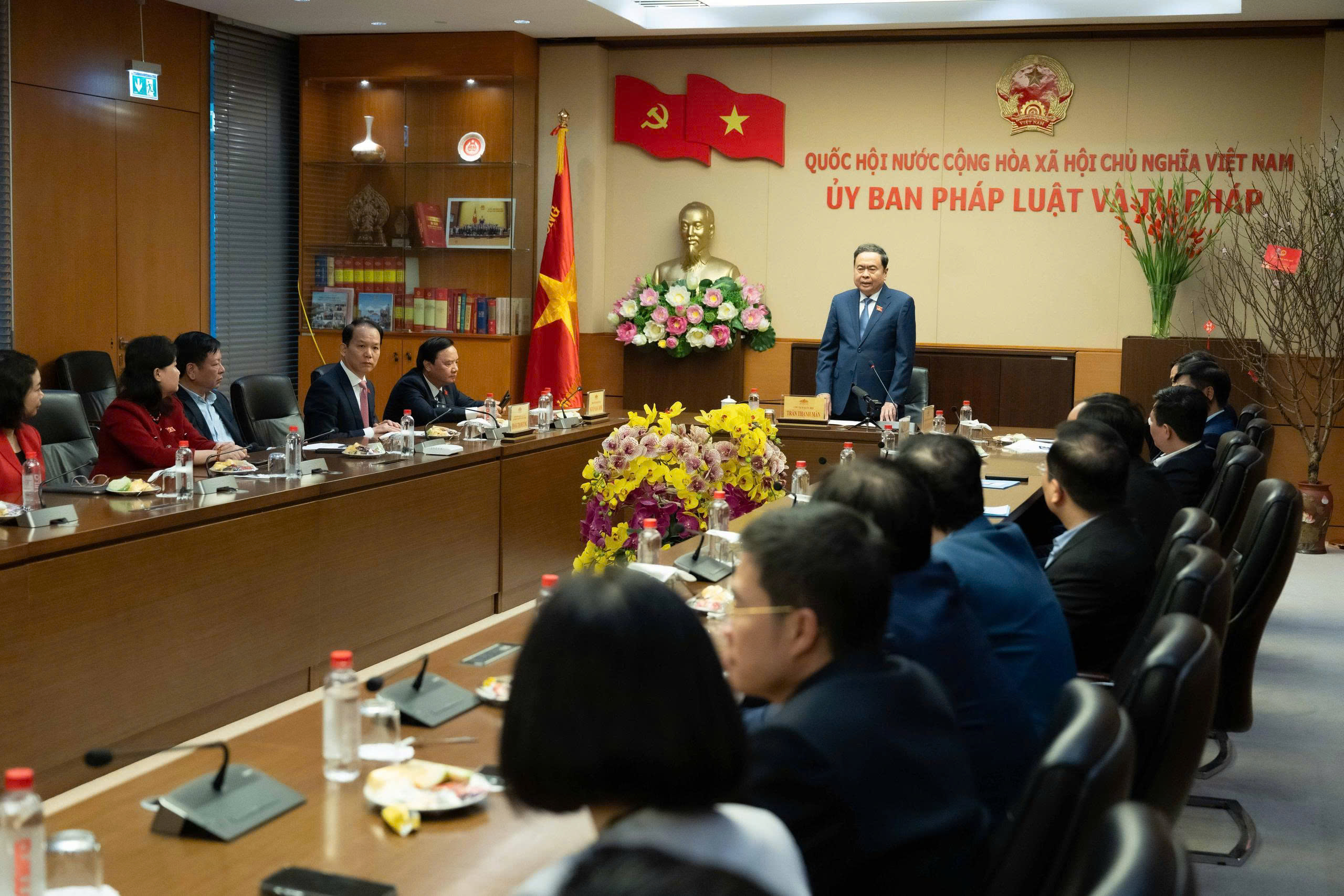 Chủ tịch Quốc hội Trần Thanh Mẫn thăm, làm việc với Ủy ban Pháp luật và Tư pháp