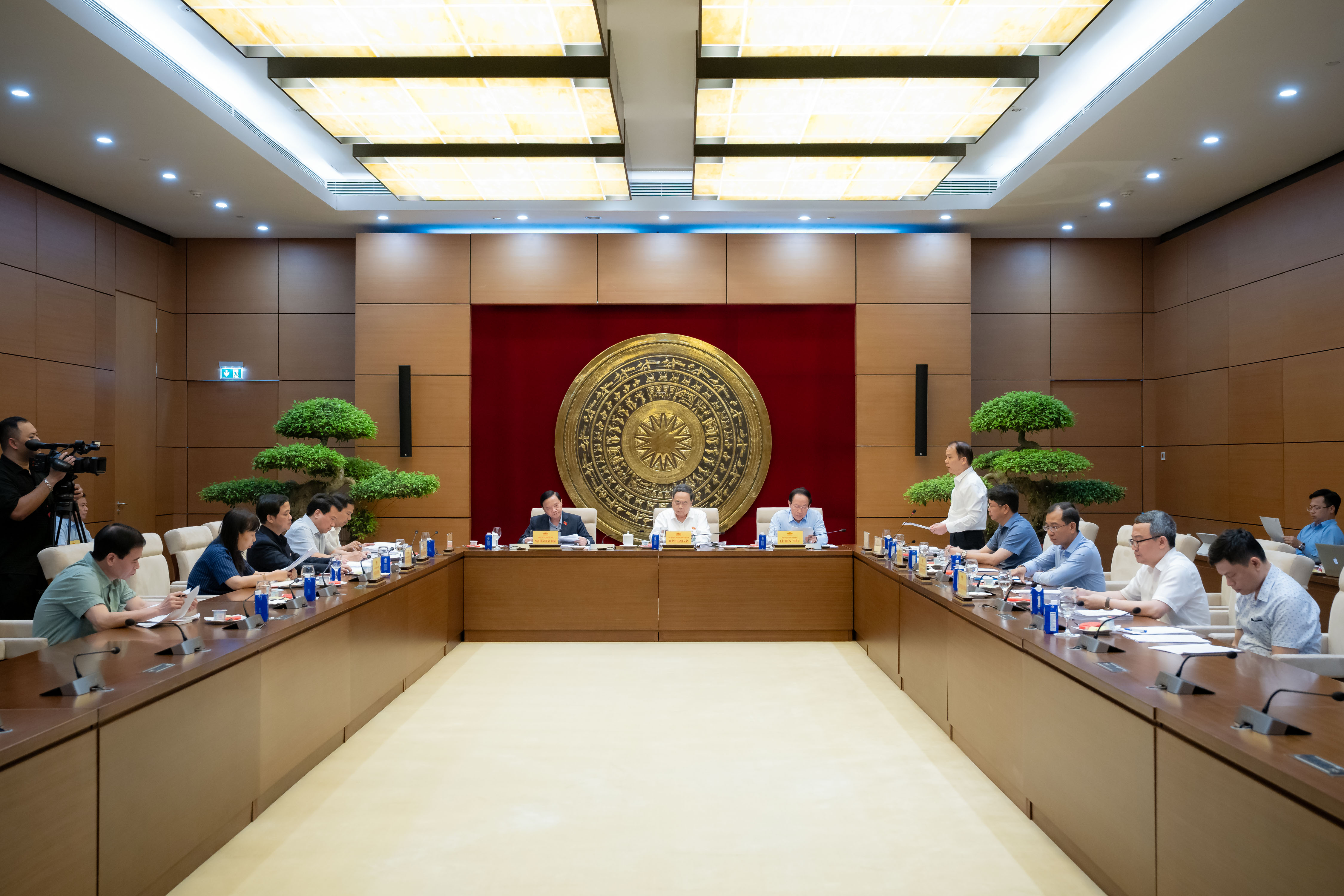 Tổng rà soát hệ thống Văn bản quy phạm pháp luật - Bước chuẩn bị chiến lược cho phát triển đất nước trong giai đoạn mới