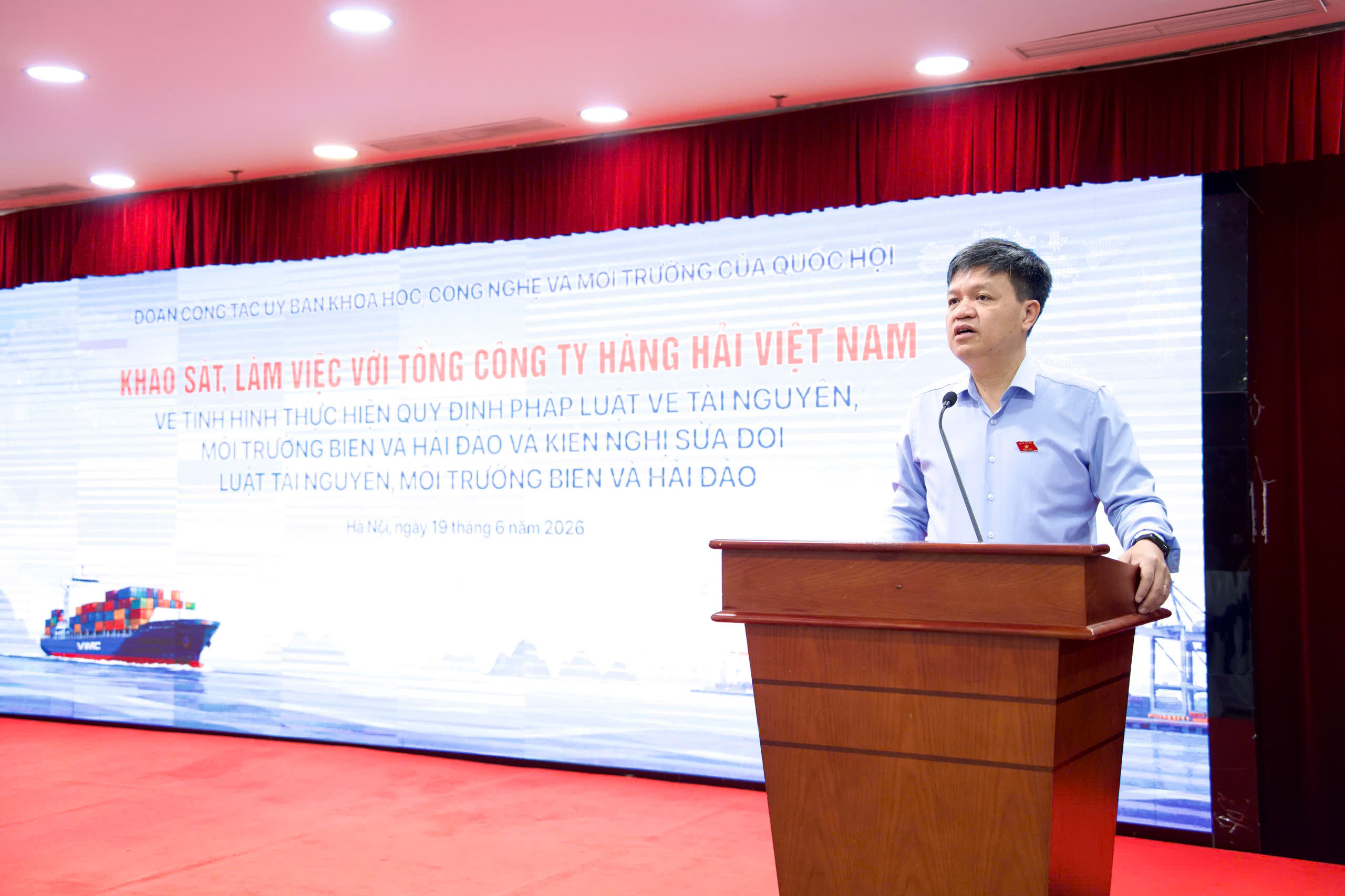 Đoàn công tác của Ủy ban Khoa học, Công nghệ và Môi trường làm việc với Tổng Công ty Hàng hải Việt Nam