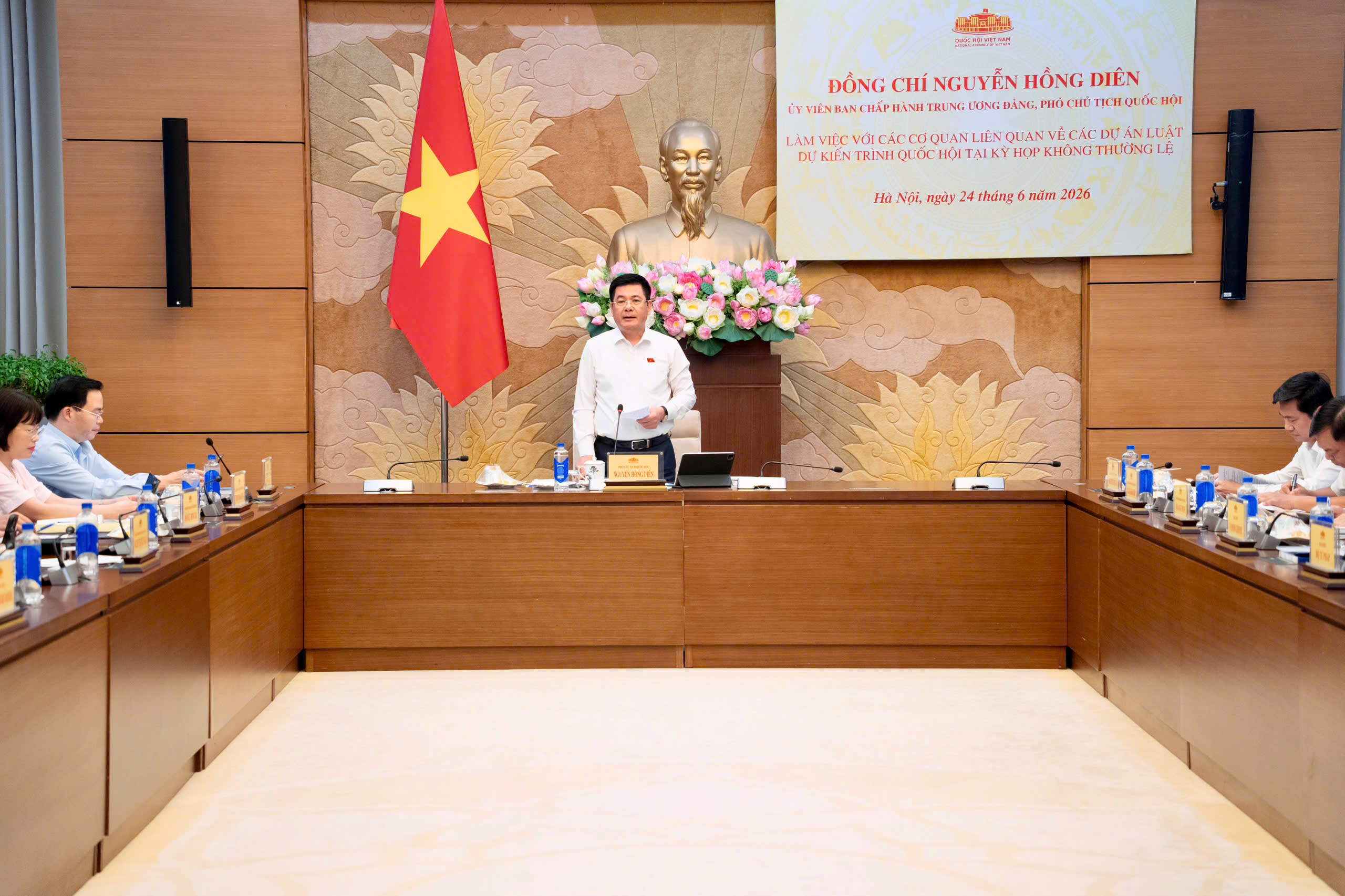 Phó Chủ tịch Quốc hội Nguyễn Hồng Diên: Chuyển trọng tâm từ "thẩm tra hồ sơ" sang "thẩm tra chính sách"