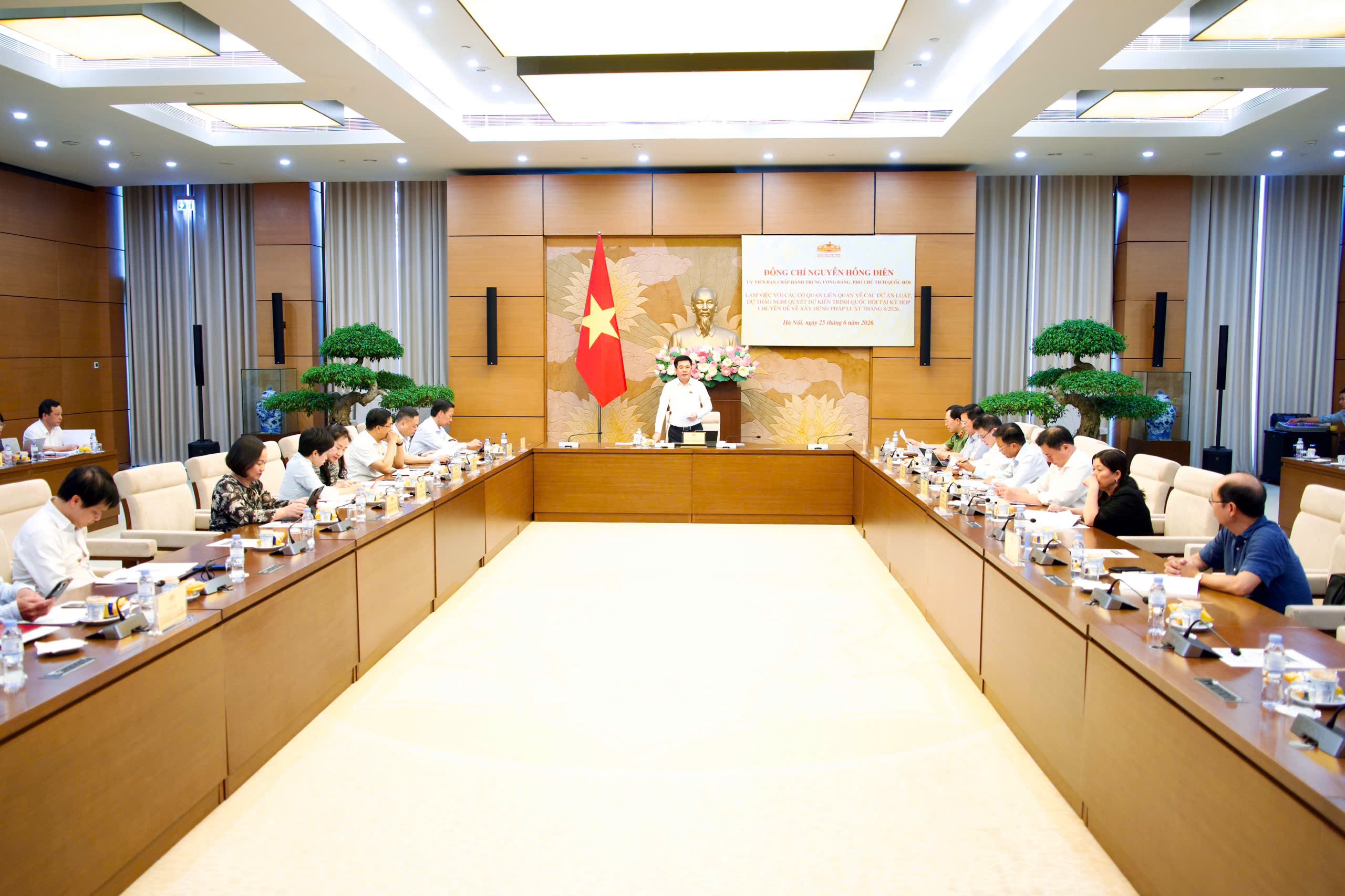 Đẩy nhanh tiến độ, nâng cao chất lượng các dự án luật trình Quốc hội tại Kỳ họp tháng 8/2026