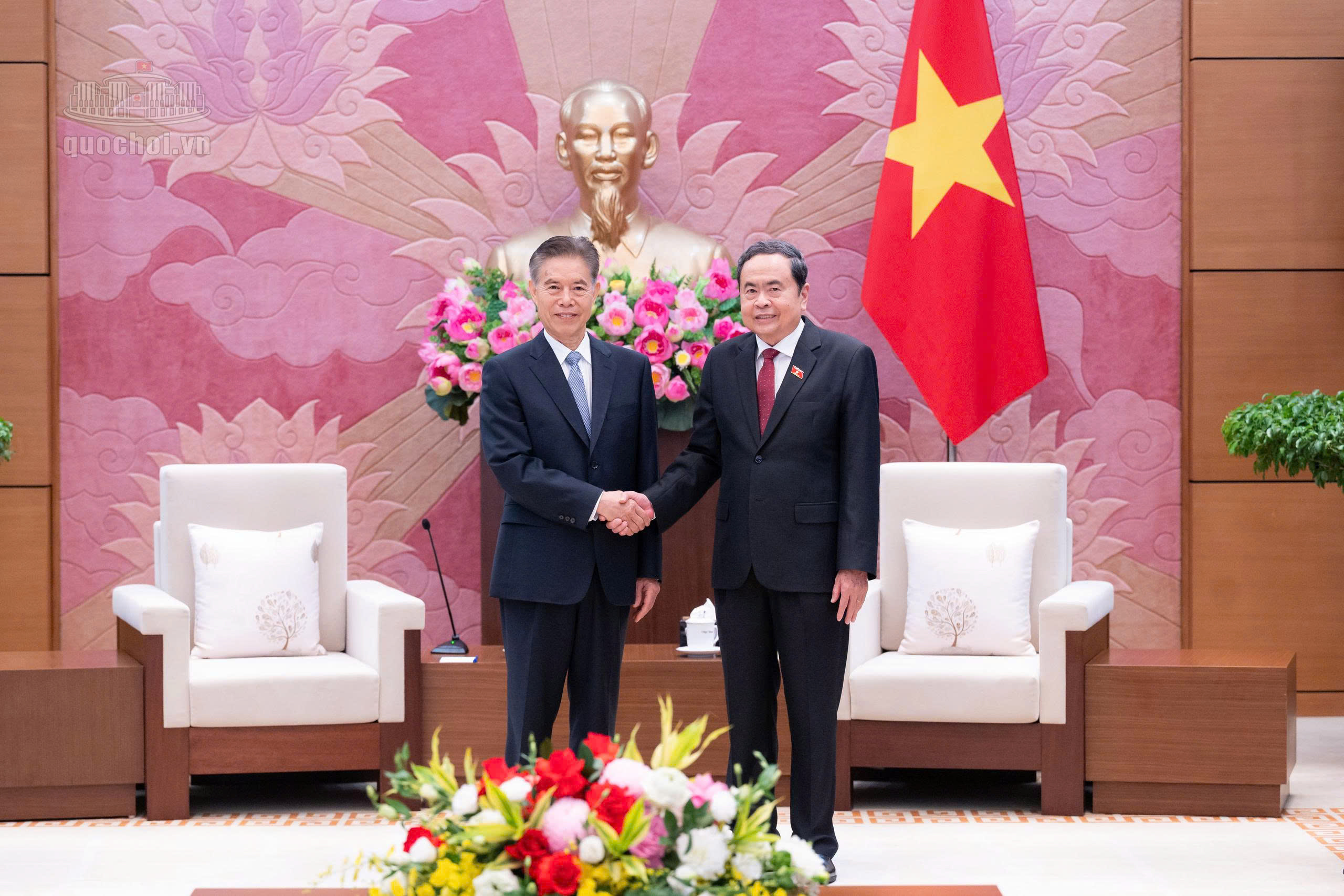 Chủ tịch Quốc hội Trần Thanh Mẫn tiếp Chủ nhiệm Ủy ban Tài chính và Kinh tế Nhân đại toàn quốc Trung Quốc