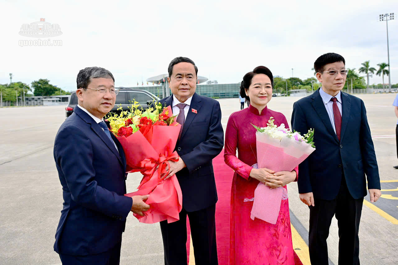 Chủ tịch Quốc hội Trần Thanh Mẫn lên đường thăm chính thức Hàn Quốc